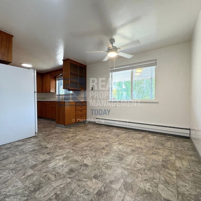 Building Photo - Great 3 Bedroom With Covered Carport!
