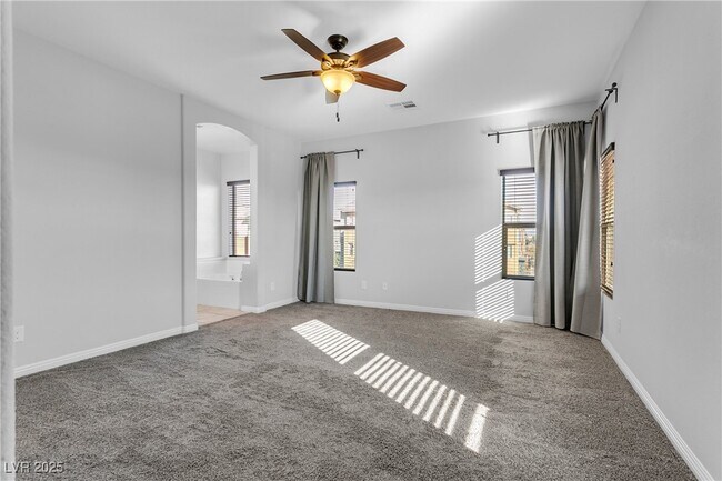 Building Photo - 9404 Sand Tiger Ave