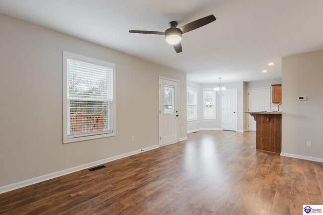 Building Photo - 212 Berkshire Ave