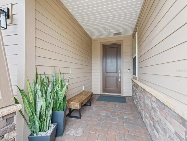 Building Photo - 5672 NW 40th Pl