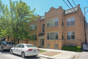 Building Photo - 5208 N Sawyer Ave
