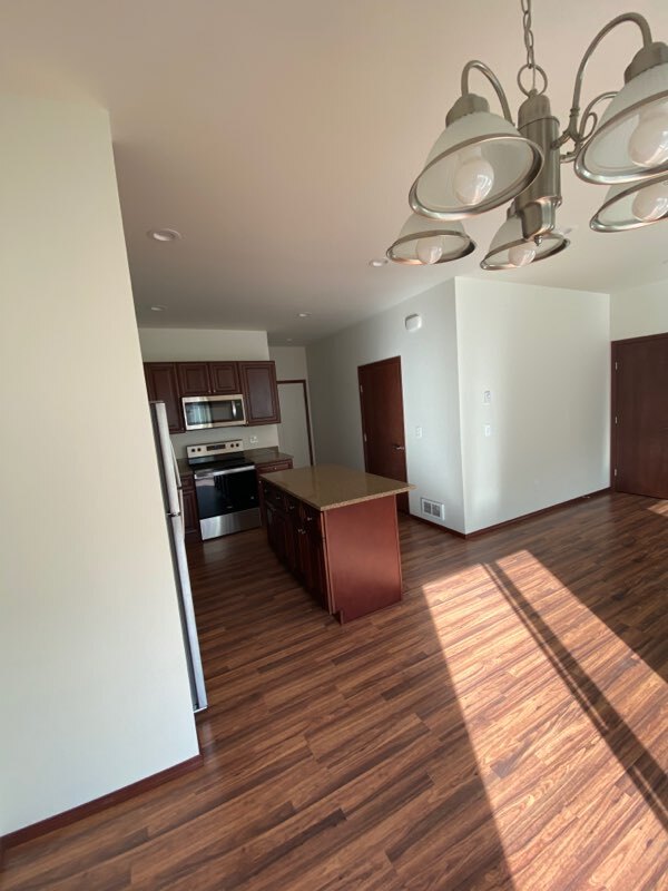 Building Photo - 2047 Andress Ln