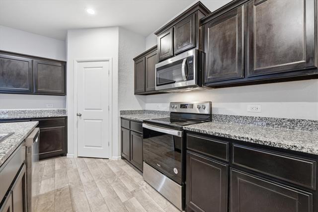 Building Photo - 9308 Desertrock Rd