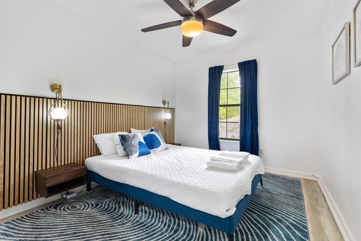 Building Photo - 836 Richmond St