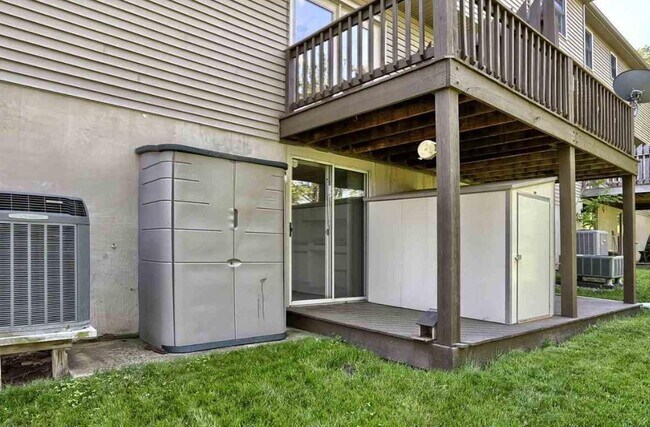 Building Photo - 50 Ironstone Dr