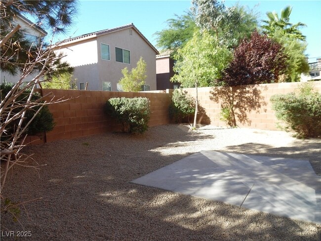 Building Photo - 6371 Thunder Gulch Ave