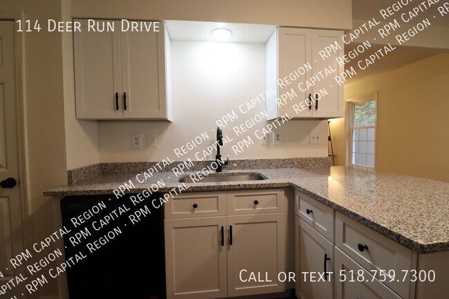 Building Photo - Nicely updated 3 bedroom in the Deer Run n...