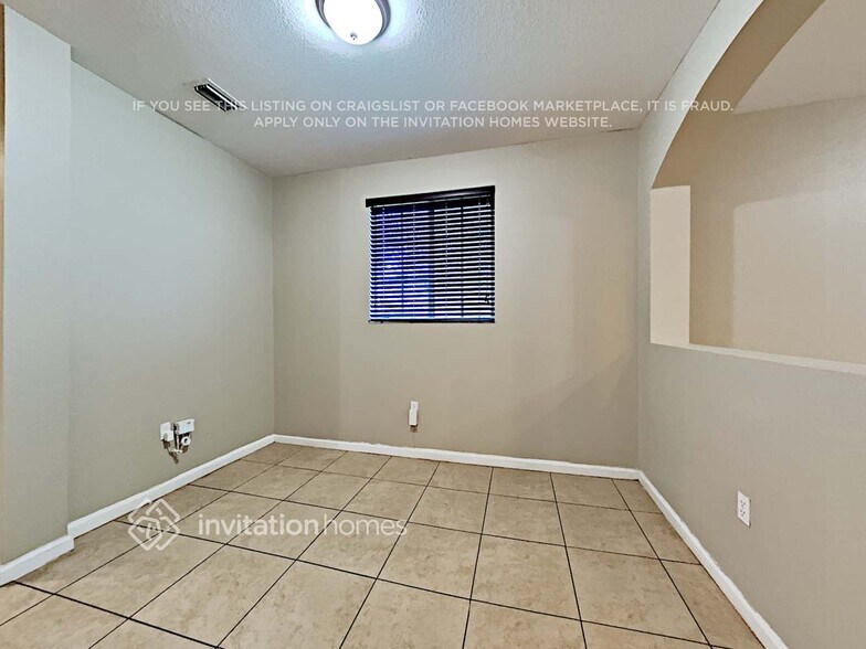 Building Photo - 27407 SW 143rd Ave