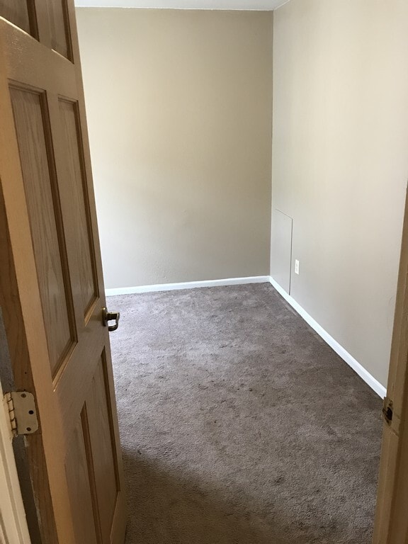 Building Photo - 3006 Emerson Avenue N #2