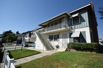 Building Photo - 5915 Fair Ave