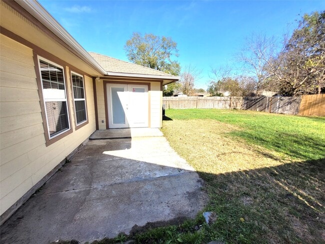 Building Photo - 12626 Lacey Crest Dr