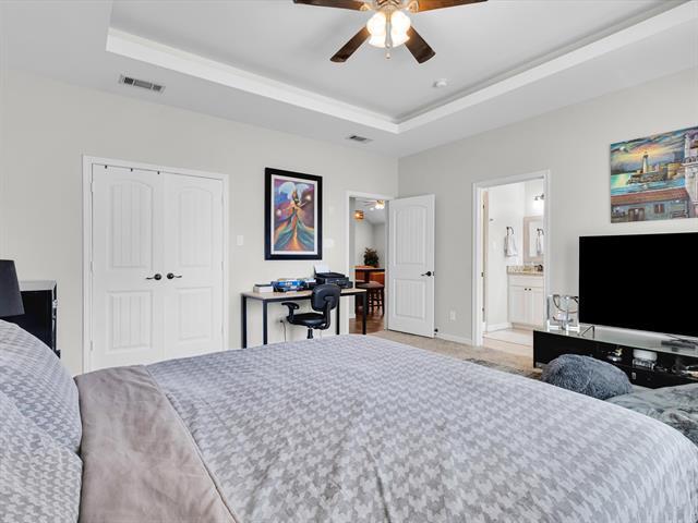 Building Photo - 10149 Lone Eagle Dr