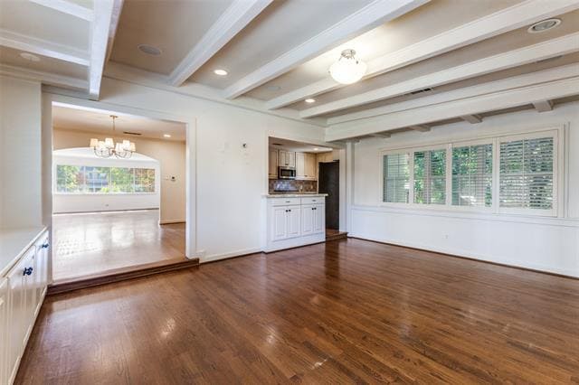 Building Photo - 3224 Villanova St