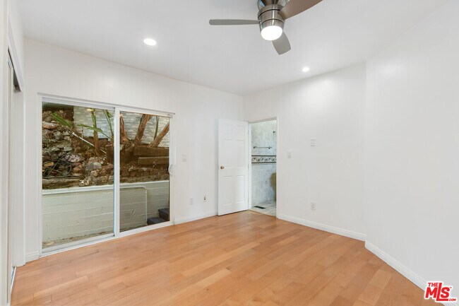 Building Photo - 17737 Porto Marina Way
