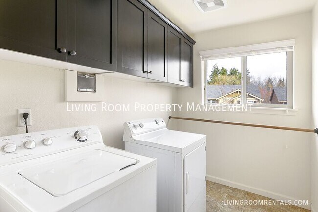 Building Photo - 10108 NE 139th Ave