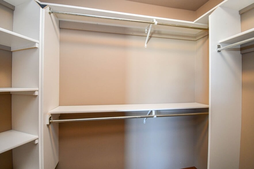 Building Photo - 5512 South Culbert Avenue