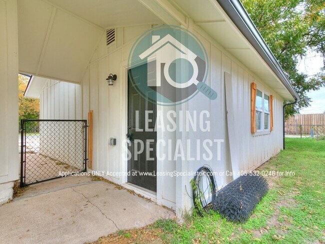 Building Photo - Norman 3 Bed 2 Bath New Custom Build Available for Immediate Move!!