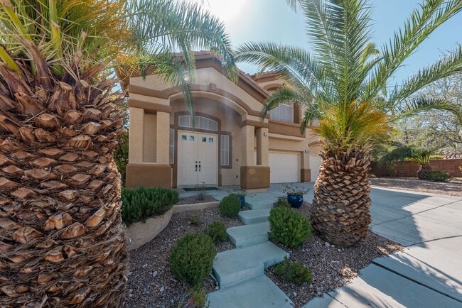 Building Photo - Beautiful 4-bedroom home located in Henderson