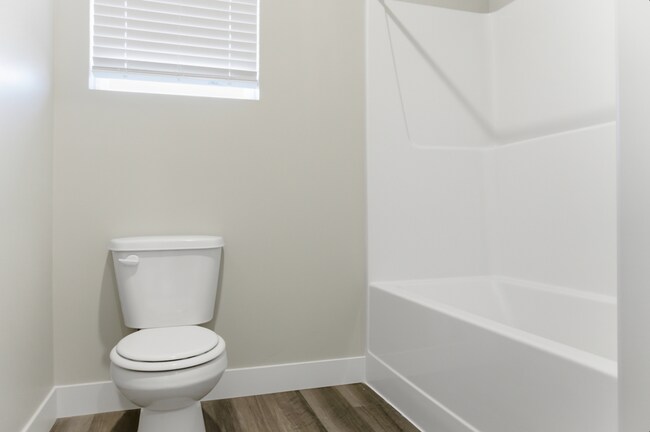 Building Photo - 4716 W Grady Ln