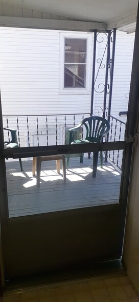 Building Photo - 201 Railroad St