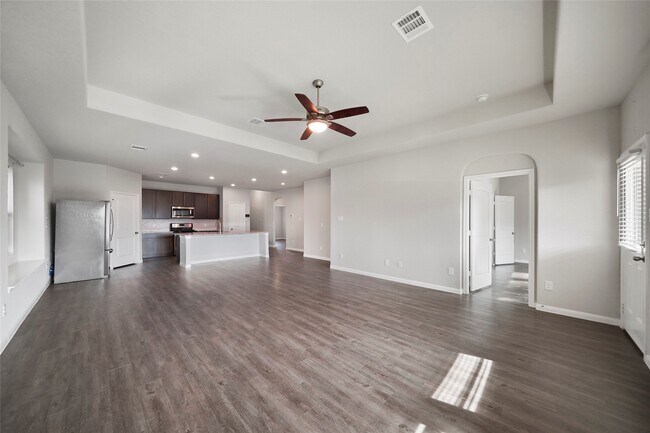Building Photo - 4459 Eveslage Ln