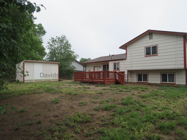 Building Photo - Charming 3-bedroom House in Secuirty-Widef...