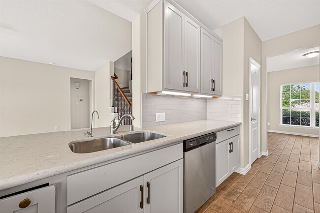 Building Photo - 9738 Willowmoor Lane