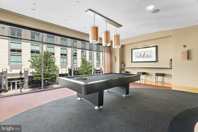 Building Photo - 155 Potomac Passage