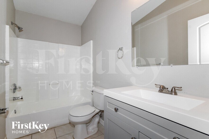 Building Photo - 709 Periwinkle Pointe Pl