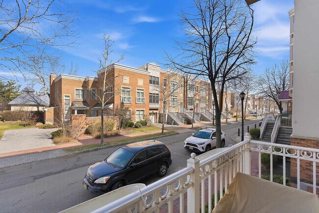 Building Photo - 30 CONSTITUTION Way