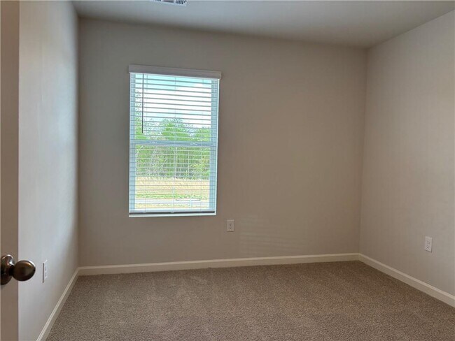 Building Photo - 49 Pepperbush Wy