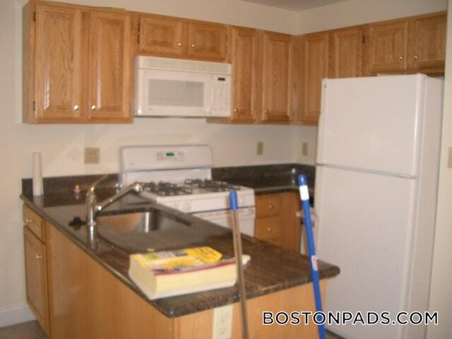 Building Photo - 90 Westland Ave