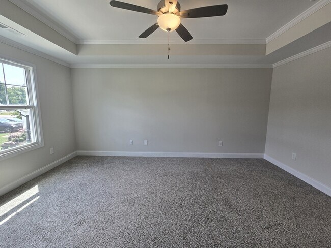 Building Photo - 463 Jackson Pond Dr