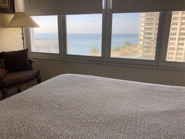 Building Photo - 4010 Galt Ocean Dr