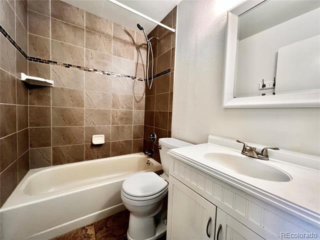 Building Photo - 1608 Longbow Ct