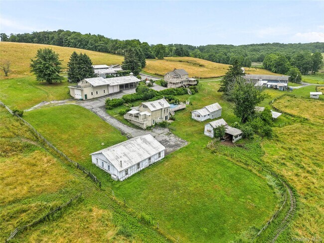 Building Photo - 35 Milburn Rd