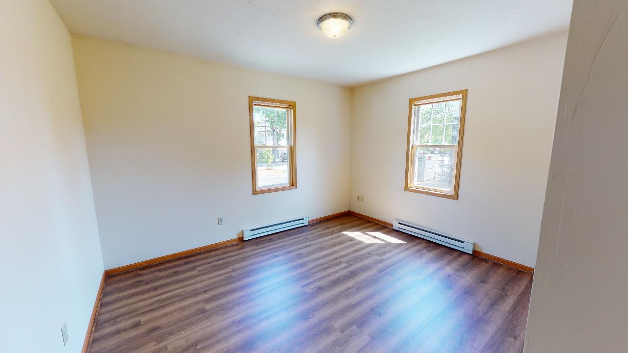 Building Photo - 316 W Center St