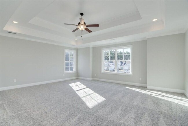Building Photo - 302 Huntley Loop