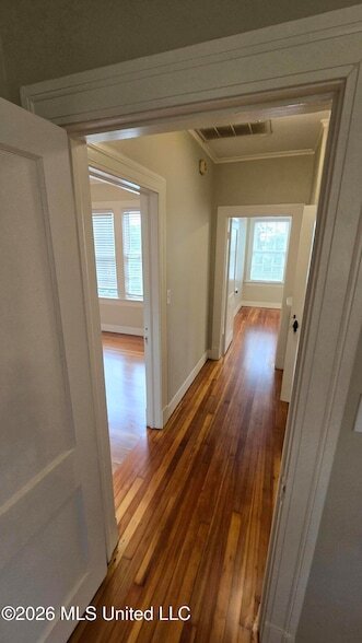 Building Photo - 785 Pinehurst St
