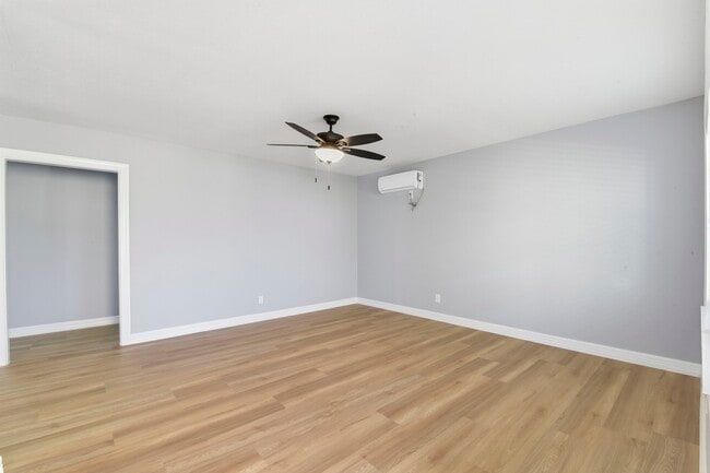 Building Photo - 1415 Avenue H