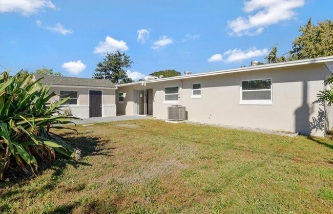 Building Photo - 854 Silver Oak Ct