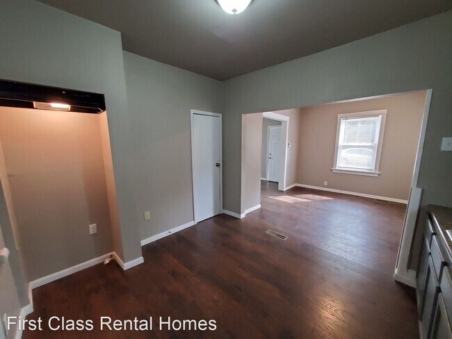 Building Photo - 3 br, 1 bath House - 1512 W 45th Ave