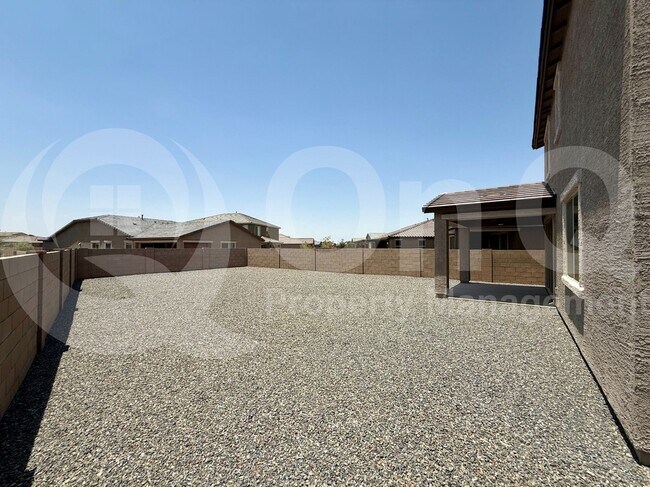 Building Photo - 10587 W Chadwick Dr