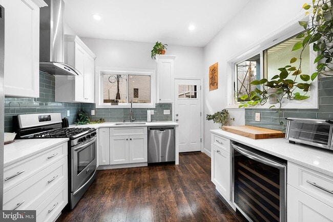 Building Photo - 1236 Snyder Ave