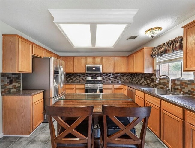 Building Photo - 25719 Bearborough Dr