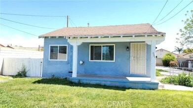 Building Photo - 8331 Cottonwood Ave