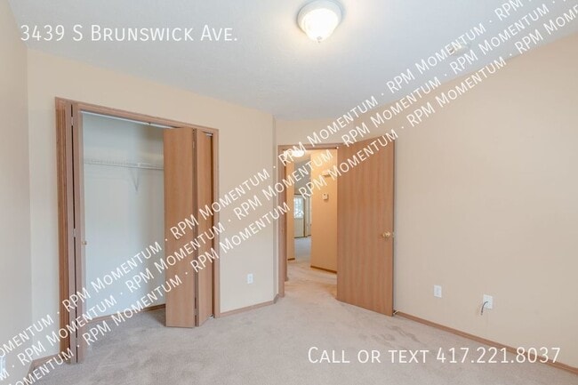 Building Photo - 3439 S Brunswick Ave