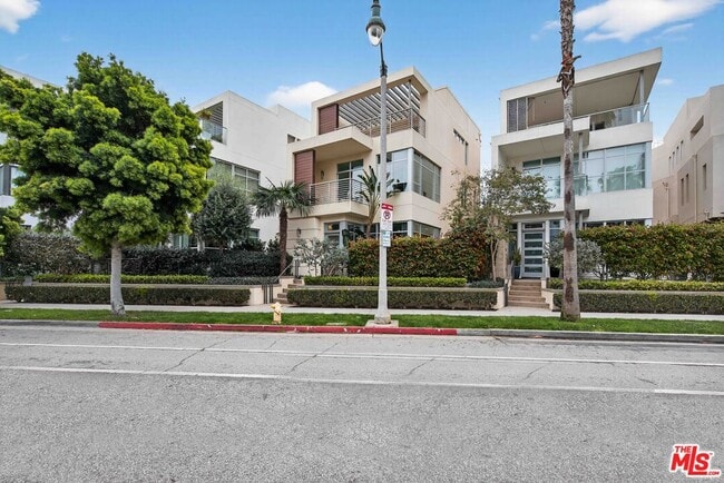 Building Photo - 12682 Millennium Dr