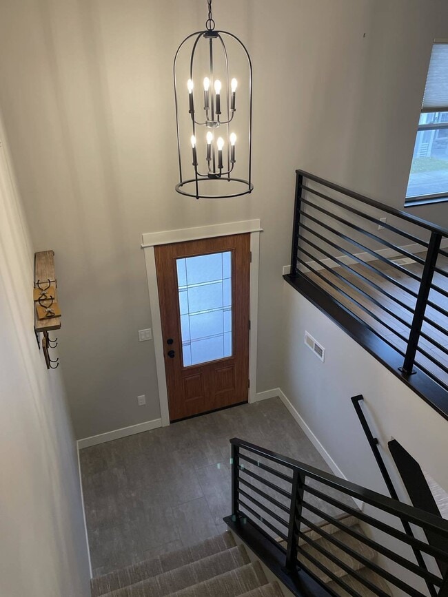 Building Photo - 5853 41st St S