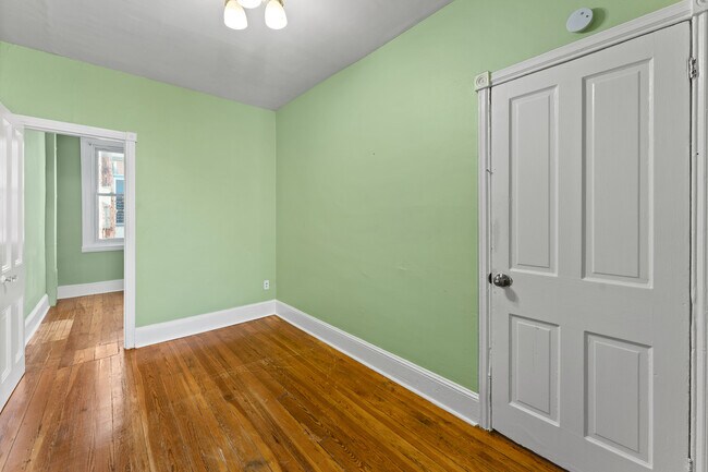 Building Photo - 1139 Titan St